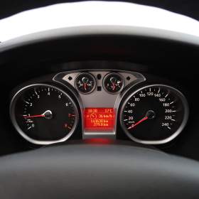 Foto inzerátu Ford Focus 1.6 16V
