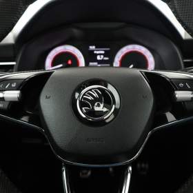 Foto inzerátu Skoda Kamiq 1.5 TSI