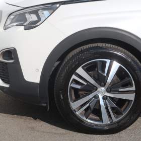 Foto inzerátu Peugeot 3008 1.2 PureTech