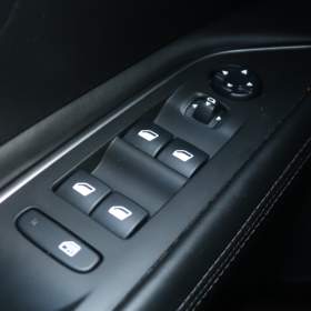 Foto inzerátu Peugeot 3008 1.2 PureTech