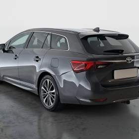 Foto inzerátu Toyota Avensis 2.0 D-4D