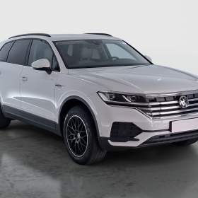 Fotka k inzerátu VW Touareg 3.0 TDI / 18034608