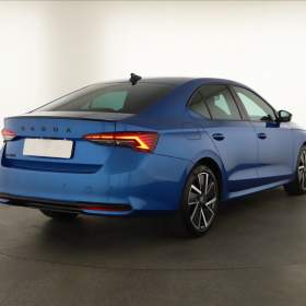 Foto inzerátu Skoda Octavia 1.5 eTSI mHEV