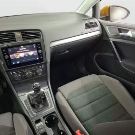 Foto inzerátu VW Golf 1.0 TSI
