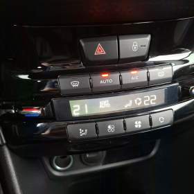Foto inzerátu Peugeot 2008 1.2 PureTech