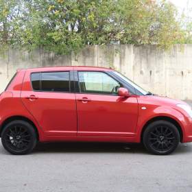 Foto inzerátu Suzuki Swift 1.3 i