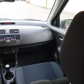 Foto inzerátu Suzuki Swift 1.3 i