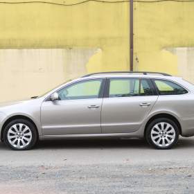 Foto inzerátu Skoda Superb 2.0 TDI