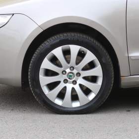 Foto inzerátu Skoda Superb 2.0 TDI