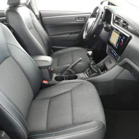 Foto inzerátu Toyota Corolla 1.6 Valvematic
