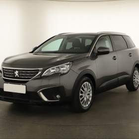 Foto inzerátu Peugeot 5008 PureTech 130