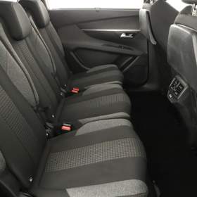 Foto inzerátu Peugeot 5008 PureTech 130