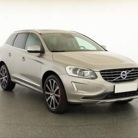 Fotka k inzerátu Volvo XC60 D4 / 19964547