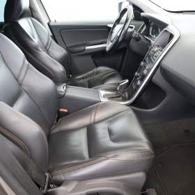 Foto inzerátu Volvo XC60 D4