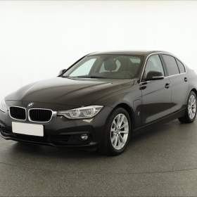 Foto inzerátu BMW 3 330e iPerformance