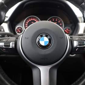 Foto inzerátu BMW 3 330e iPerformance