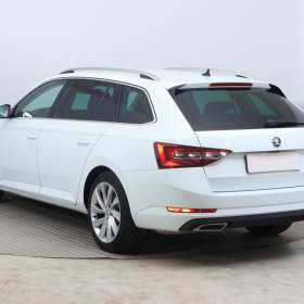 Foto inzerátu Skoda Superb 2.0 TDI