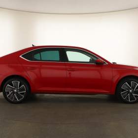 Foto inzerátu Skoda Superb 2.0 TDI