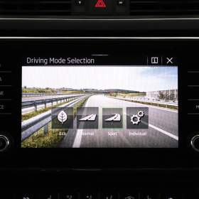 Foto inzerátu Skoda Superb 2.0 TDI