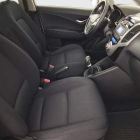 Foto inzerátu Hyundai ix20 1.6 CVVT