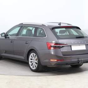 Foto inzerátu Skoda Superb 2.0 TDI