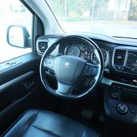Foto inzerátu Peugeot Traveller 2.0 BlueHDi