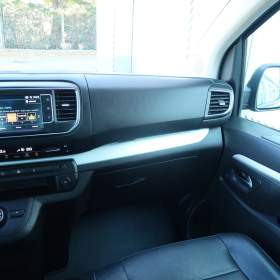 Foto inzerátu Peugeot Traveller 2.0 BlueHDi