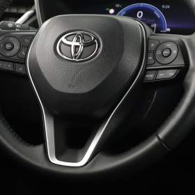 Foto inzerátu Toyota Corolla Cross 2.0 Hybrid 2WD