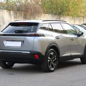 Foto inzerátu Peugeot e-2008 50 kWh