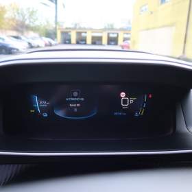 Foto inzerátu Peugeot e-2008 50 kWh