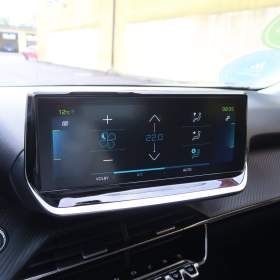 Foto inzerátu Peugeot e-2008 50 kWh