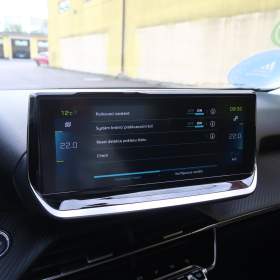 Foto inzerátu Peugeot e-2008 50 kWh