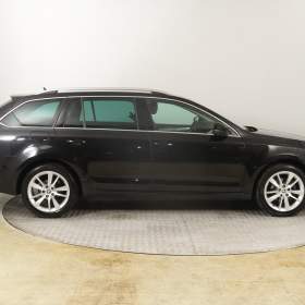 Foto inzerátu Skoda Octavia 1.5 TSI