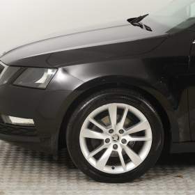 Foto inzerátu Skoda Octavia 1.5 TSI