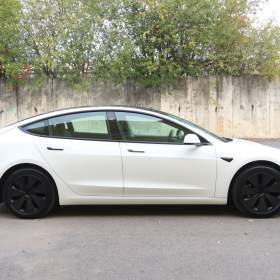 Foto inzerátu Tesla Model 3 Standard Range 60kWh