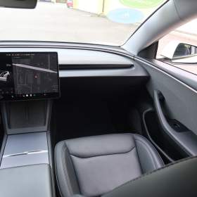 Foto inzerátu Tesla Model 3 Standard Range 60kWh