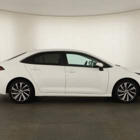Foto inzerátu Toyota Corolla 1.5 VVT-i