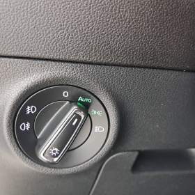 Foto inzerátu Skoda Karoq 1.6 TDI
