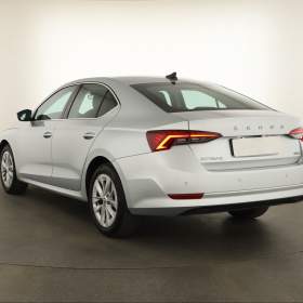 Foto inzerátu Skoda Octavia 1.5 TSI e-tec