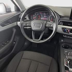 Foto inzerátu Audi A4 2.0 TDI
