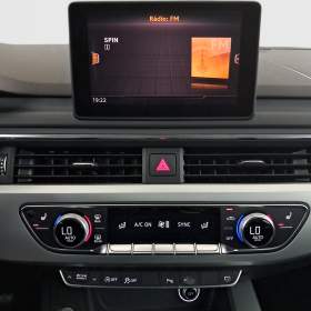 Foto inzerátu Audi A4 2.0 TDI
