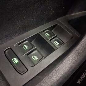 Foto inzerátu Skoda Octavia 1.6 TDI 4x4