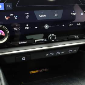 Foto inzerátu Lexus RZ 450e