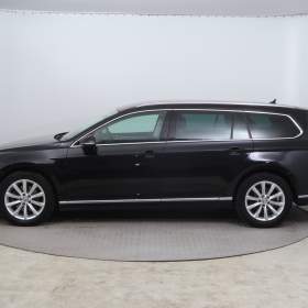 Foto inzerátu VW Passat 2.0 TDI