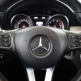 Foto inzerátu Mercedes CLA 180