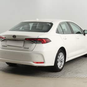 Foto inzerátu Toyota Corolla 1.8 Hybrid