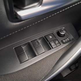 Foto inzerátu Toyota Corolla 1.8 Hybrid