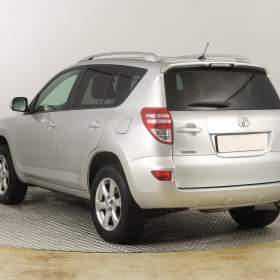 Foto inzerátu Toyota RAV 4 2.0 VVT-i