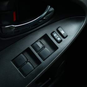 Foto inzerátu Toyota RAV 4 2.0 VVT-i