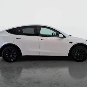 Foto inzerátu Tesla Model Y Long Range AWD 79kWh